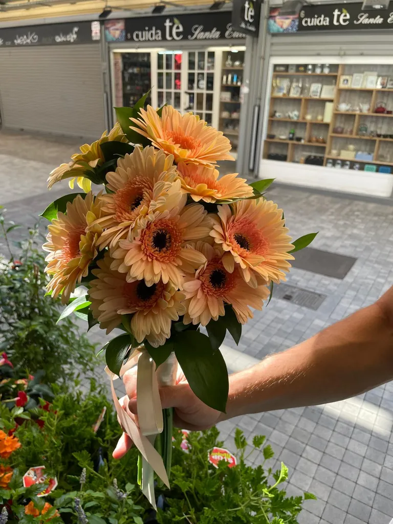 Ramo de gerberas melocotón